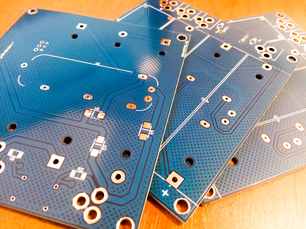 SOHO UPS в маленьком корпусе и своими руками. Менее чем за 1500 руб - 7